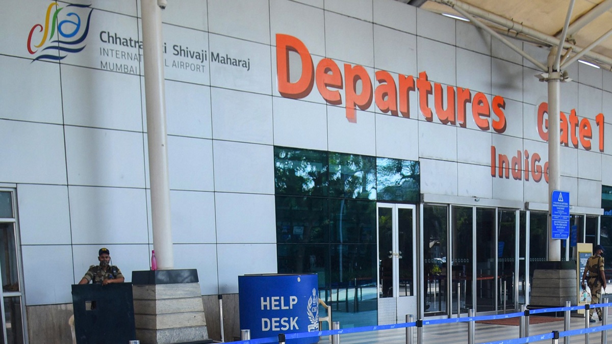 मुंबई एयरपोर्ट पर 1 मई से निजी ट्रांसपोर्ट के जरिये कर सकेंगे जूलरी का आयात-निर्यात, जानें पूरी बात