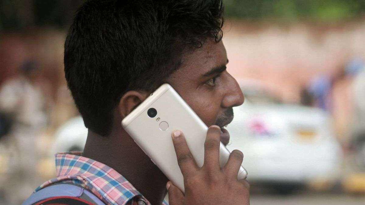 करोड़ों मोबाइल यूजर्स को बड़ी राहत, हजार रुपये से कम में मिलेगी 300 दिन से ज्यादा की वैलिडिटी