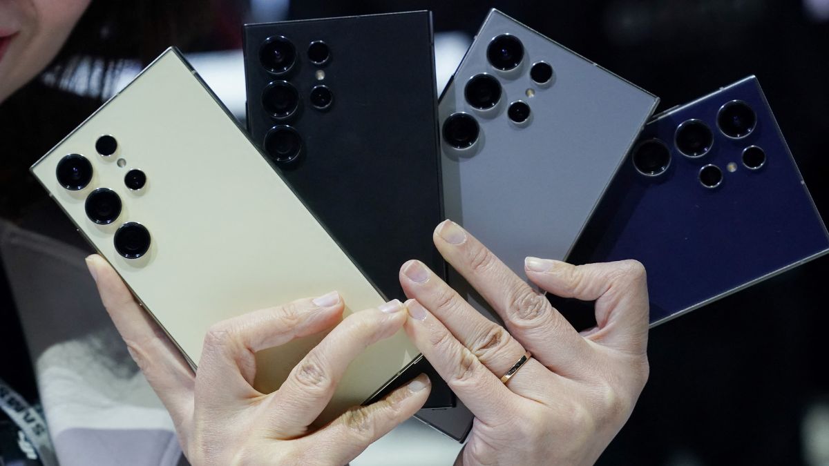 Samsung Galaxy S23 Ultra को मारिए गोली, 39 हजार में मिल रहा 200MP कैमरे वाला Galaxy S24 Ultra