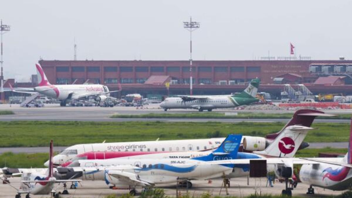 12 भारतीयों के साथ उड़ान भर रहे विमान में आई खराबी, काठमांडू हवाई अड्डे पर हुई इमरजेंसी लैंडिंग