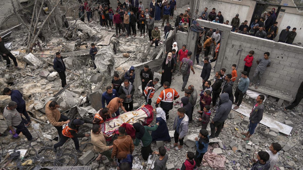 गाजा में इजरायल ने हमास के 1200 आतंकी ठिकानों पर किया बड़ा हवाई हमला, 15 सैन्य कमांडर ढेर