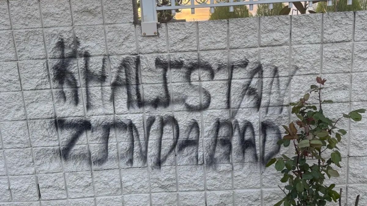 कनाडाः खालिस्तानियों ने "वैंकूवर के गुरुद्वारे में की तोड़फोड़", दीवारों पर लिखा "खालिस्तान जिंदाबाद"