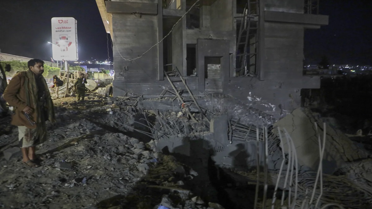 अमेरिका नहीं तो कौन? यमन में हूतियों के ठिकानों पर आखिर किसने बरसाए बम; फिर मचाई तबाही