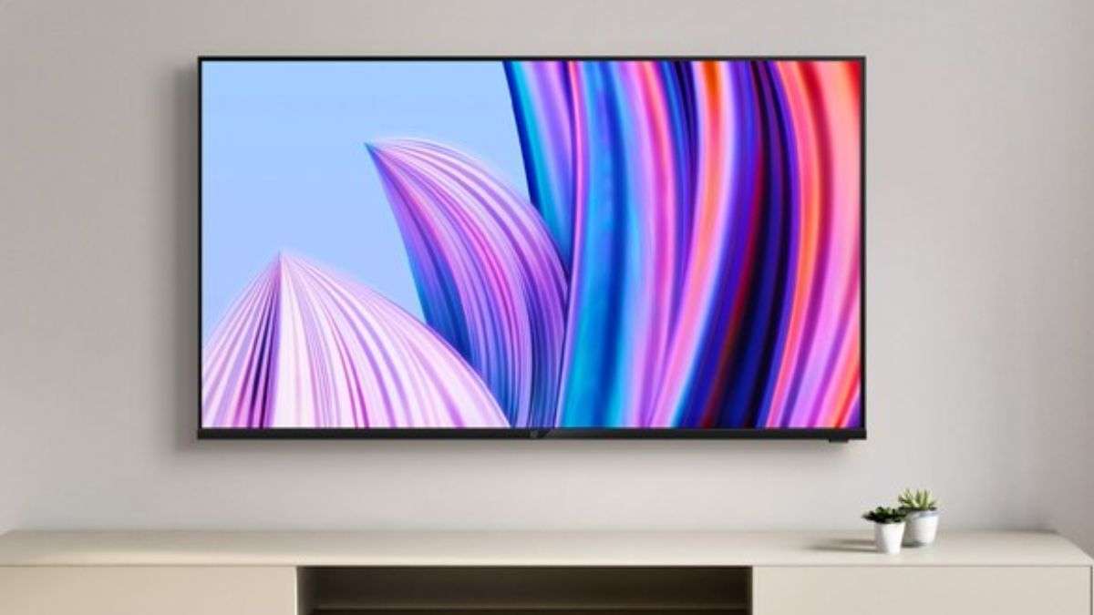 43 इंच Smart TV की 67% तक गिरी कीमत, Flipkart से 12 हजार में खरीदने का है मौका