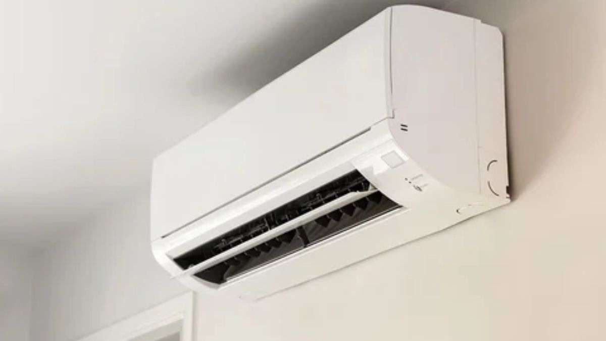 1.5 टन AC की औंधे मुंह गिरी कीमत, Flipkart-Amazon के ऑफर से 55% सस्ते में खरीदने का मौका