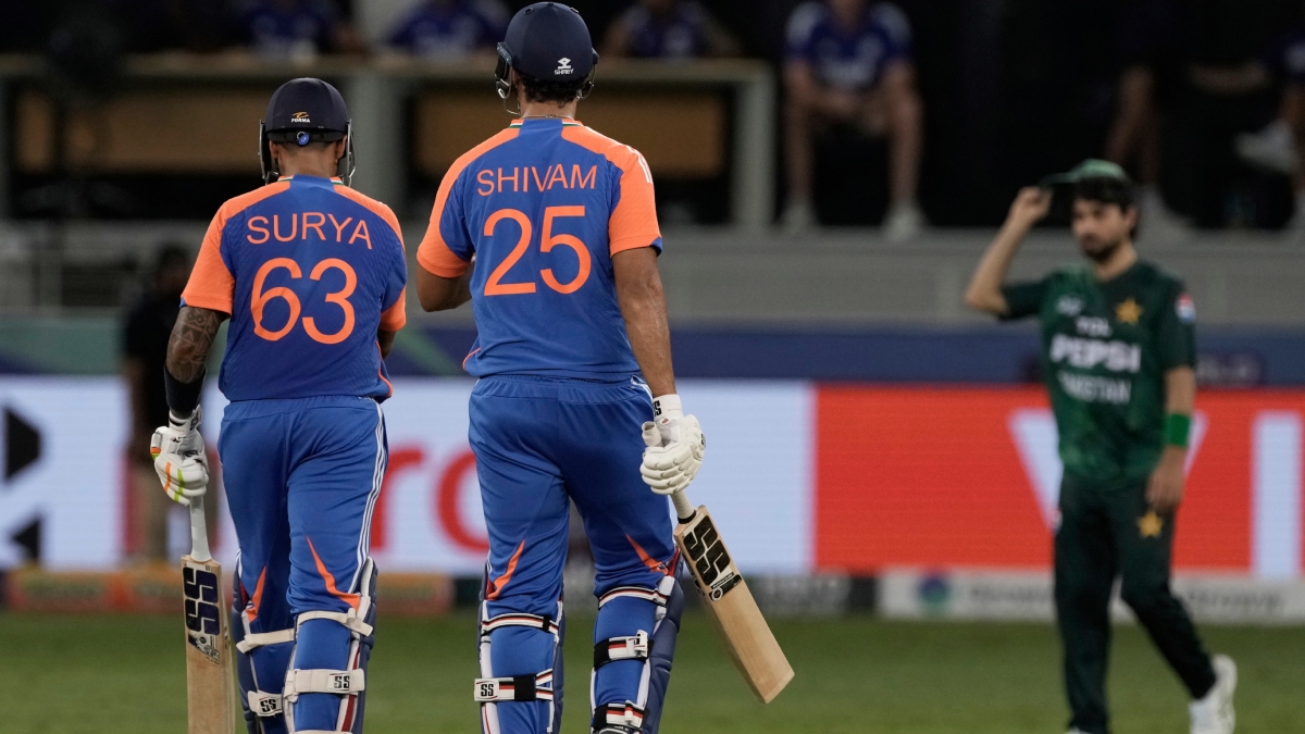 IND vs PAK: पाकिस्तानी खिलाड़ियों से क्यों नहीं मिलाया हाथ? जीत के बाद सूर्यकुमार का बड़ा खुलासा