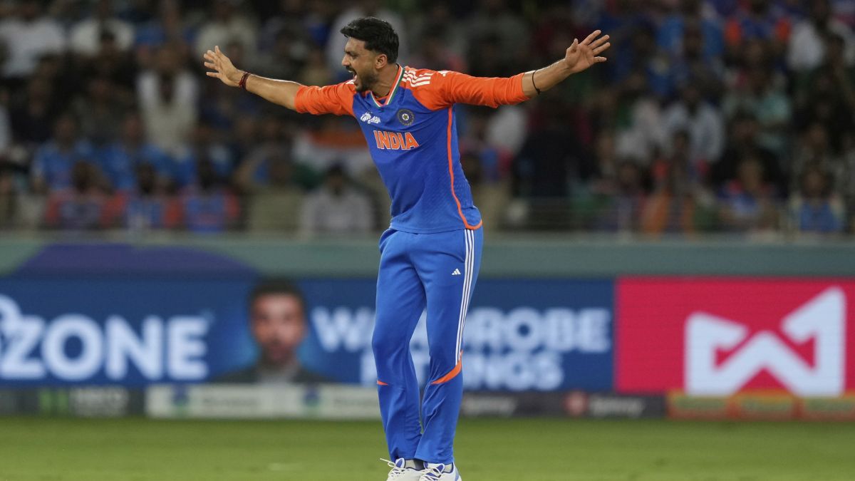 अक्षर पटेल को मिला इम्पैक्ट प्लेयर का अवॉर्ड, पाकिस्तान के खिलाफ दिखाया था जबरदस्त खेल
