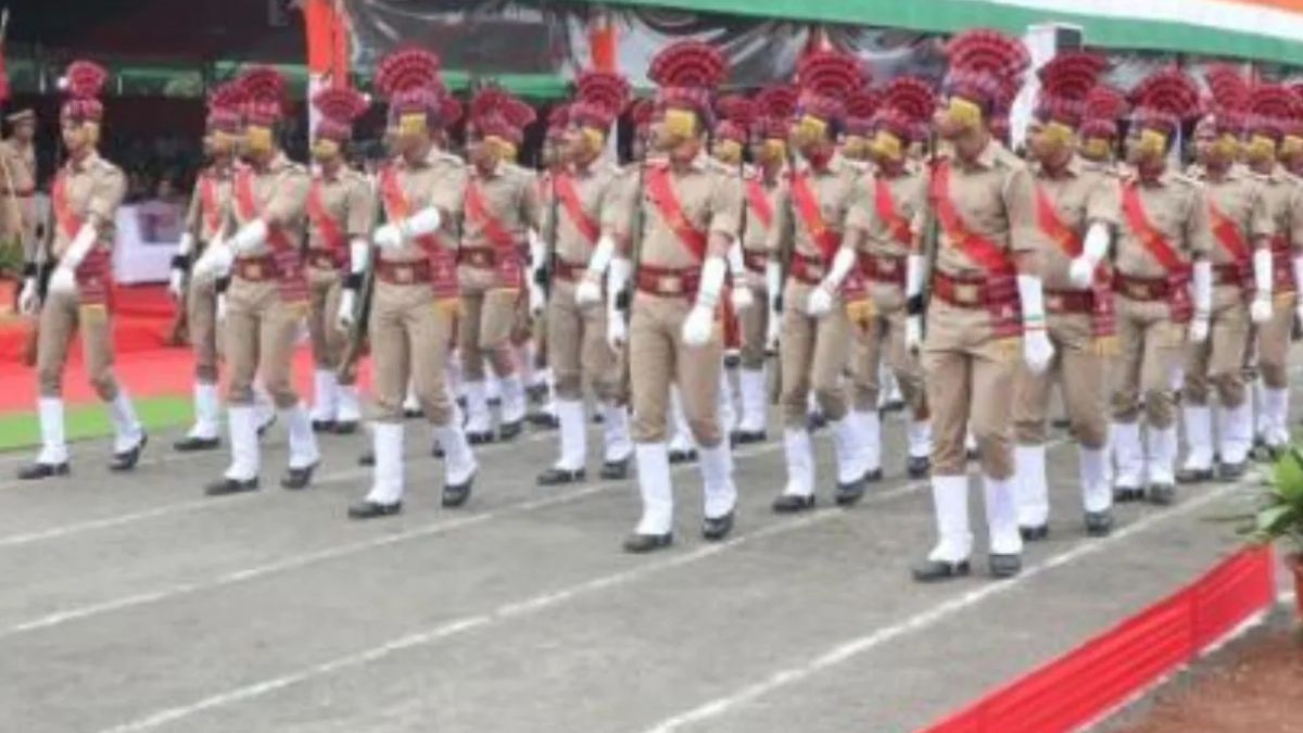 MP पुलिस कांस्टेबल भर्ती: जानें सेलेक्ट होने पर कितनी मिलेगी सैलरी, 7500 है वैकेंसी