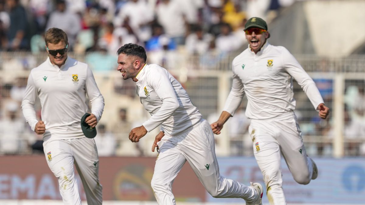 IND vs SA: दूसरे टेस्ट में हैट्रिक पर होगा ये गेंदबाज, फर्स्ट क्लास के आंकड़े हैं शानदार