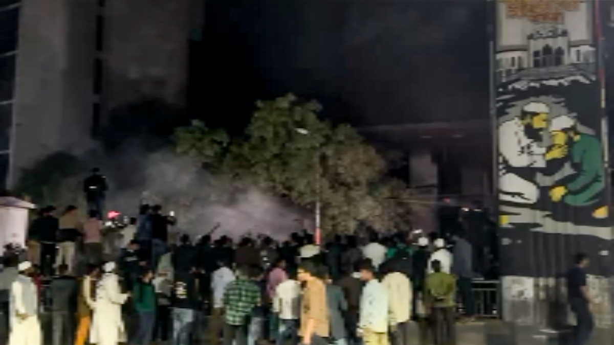 'हिंसा और नफरत कत्तई बर्दाश्त नहीं करेंगे, दोषियों को बख्शेंगे नहीं', बांग्लादेश की युनूस सरकार की सख्त चेतावनी