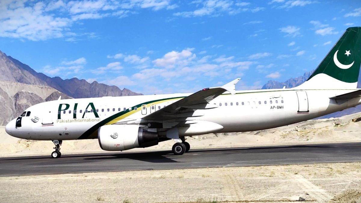 पाकिस्तान सरकार ने PIA से किया तौबा-तौबा, एयरलाइन कंपनी में पूरी हिस्सेदारी बेचने का फैसला