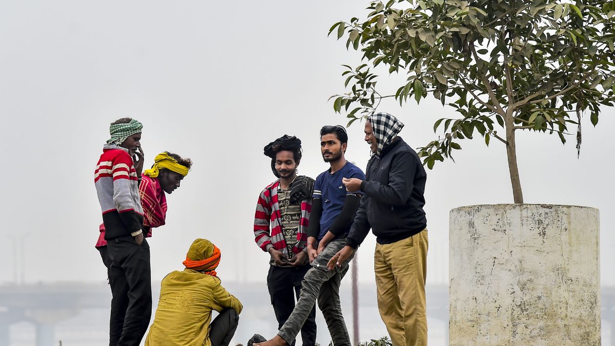 यूपी के 50 जिलों में घने कोहरे का रेड अलर्ट, इन इलाकों में भी विजिबिलिटी हो सकती है जीरो, देखें पूरी लिस्ट