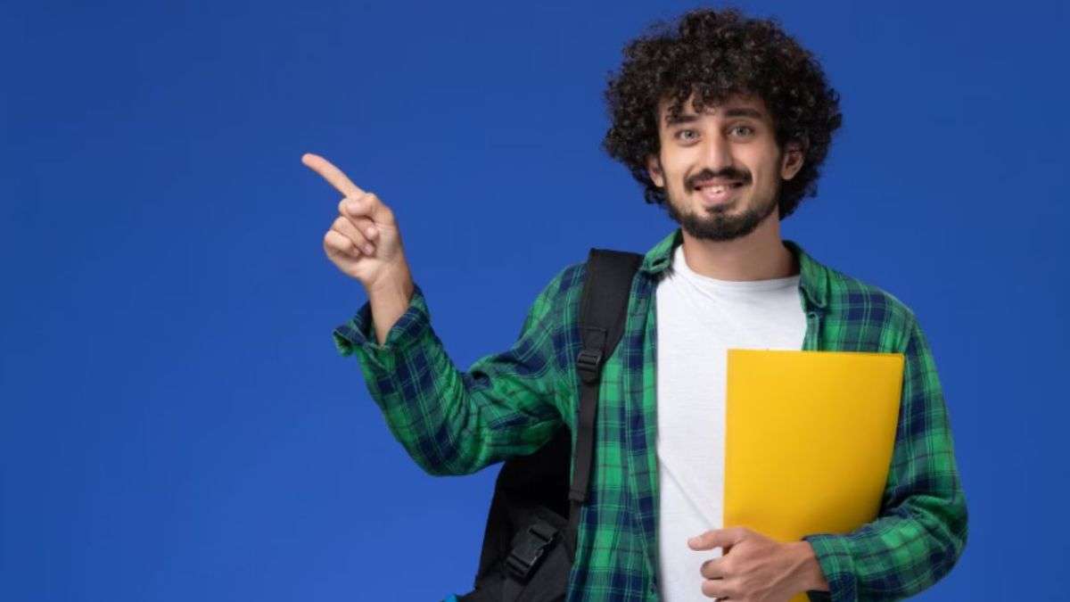 Explainer: NEET UG के जरिए अब इन दो कोर्सेज में भी मिलेगा एडमिशन, फिर क्यों हो रहा विरोध; जानें इसके बारे में सबकुछ