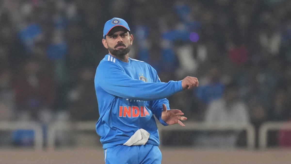 विराट कोहली ने मैदान पर उतरते ही किया बड़ा कारनामा, छोड़ दिया सौरव गांगुली को पीछे