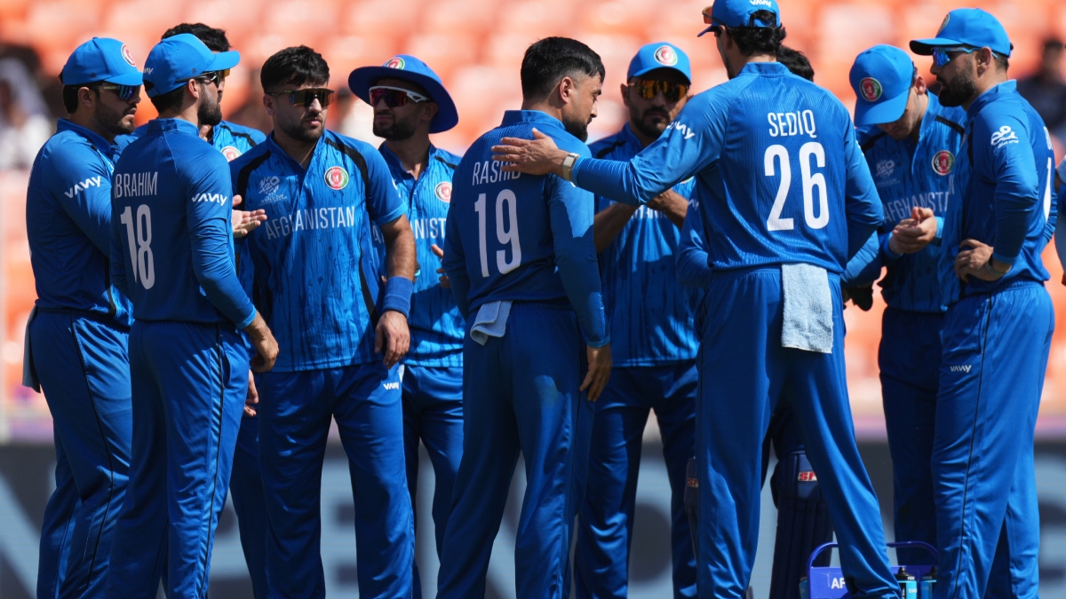 अफगानिस्तान टीम पर टी20 वर्ल्ड कप के बीच टूटा संकट, सपोर्ट स्टाफ में शामिल सदस्य को आया हार्ट अटैक