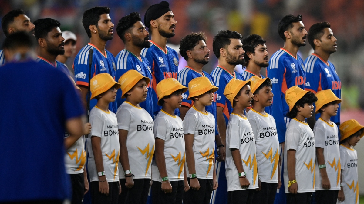 टीम इंडिया ने ये क्या रिकॉर्ड बना दिया? 17 साल पुराना कीर्तिमान टूटा, एक ही WC में उतारे इतने गेंदबाज