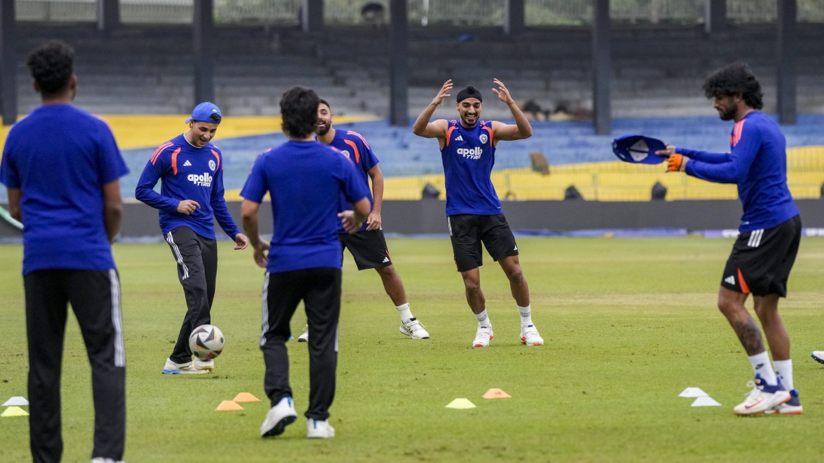 IND vs PAK: टीम इंडिया की प्लेइंग में 2 बड़े बदलाव की उम्मीद, इस धाकड़ गेंदबाज की हो सकती है वापसी