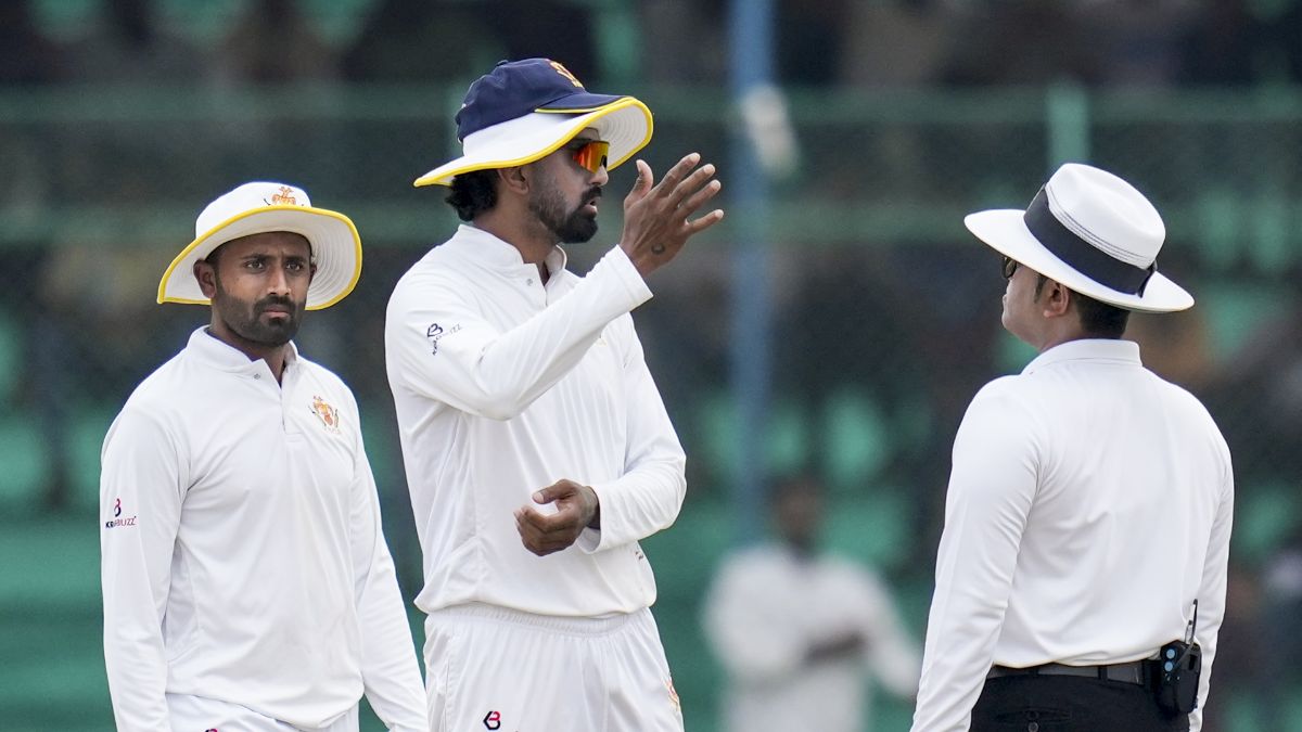 रणजी ट्रॉफी फाइनल में नहीं चला राहुल और पडिक्कल का बल्ला, सस्ते में आउट हुए कर्नाटक के टॉप ऑर्डर बैट्समैन