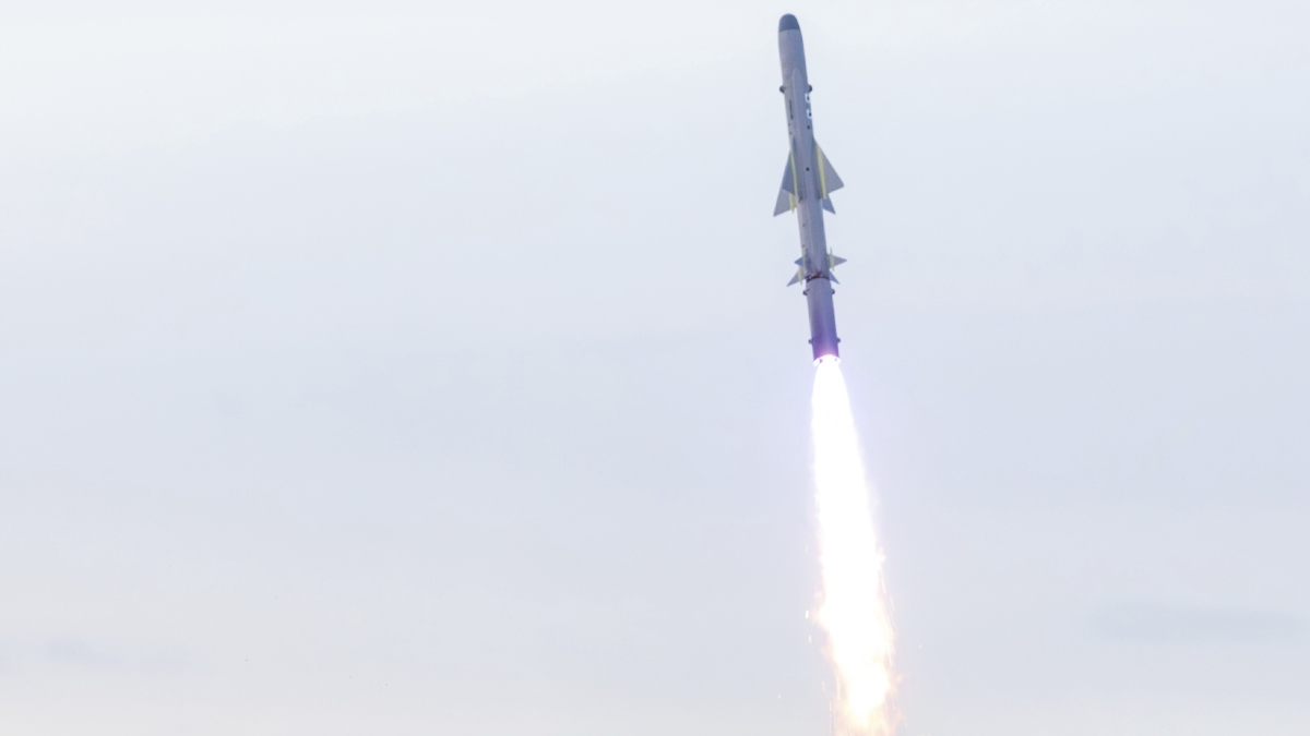 पाकिस्तान ने नई हाइपरसोनिक मिसाइल का अनावरण किया, रियाद वर्ल्ड डिफेंस शो में बताई खासियत