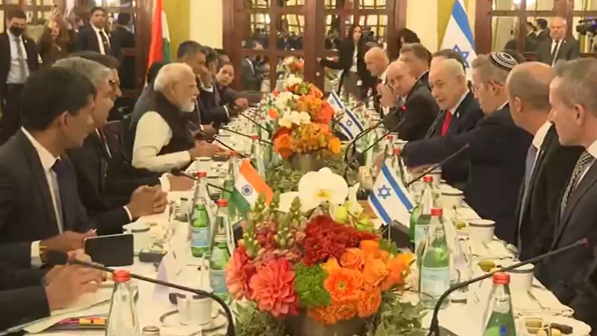 PM Modi Israel Visit Live: पीएम मोदी और बेंजामिन नेतन्याहू के बीच शुरू हुई डेलीगेशन लेवल की बातचीत