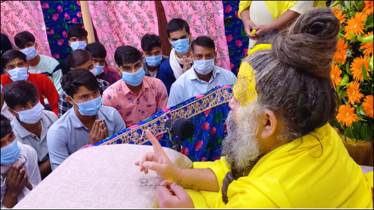 छात्रों को सफलता पाने के लिए प्रेमानंद महाराज ने दिया खास मंत्र, रोज 10 मिनट ये काम करने से तरक्की की ऊंचाइयों पर पहुंचेंगे