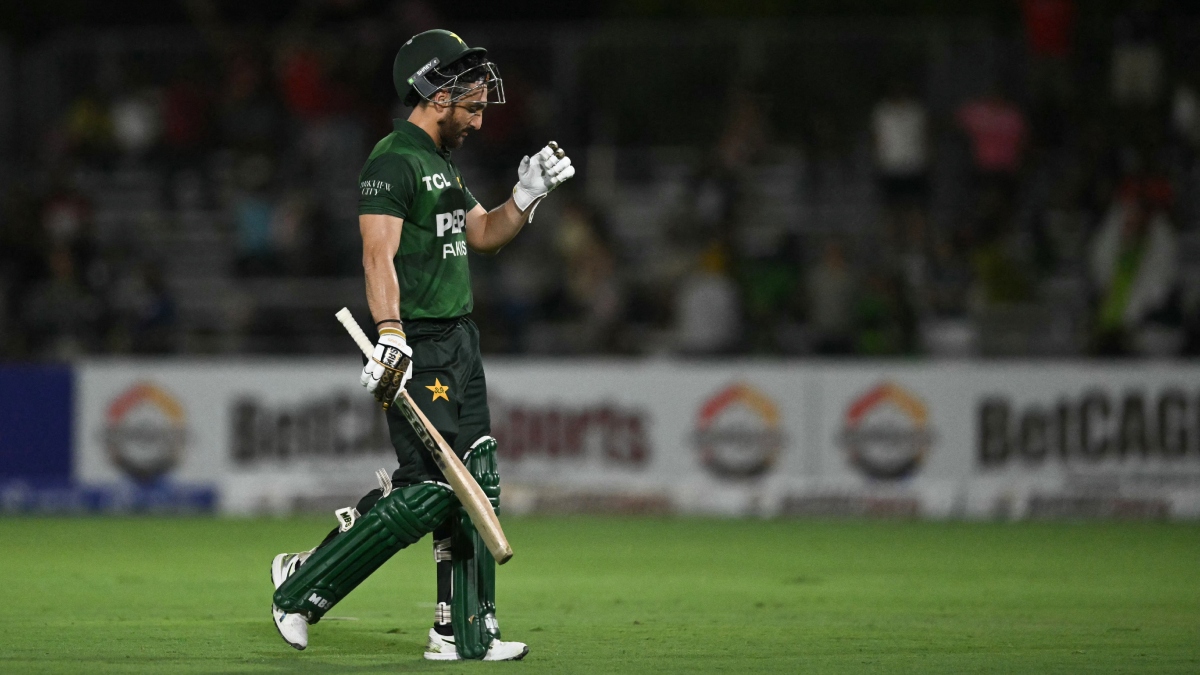 सलमान आगा के परिवार को निशाना बनाना बेहद शर्मनाक कृत्य, कप्तान के बचाव में आगे आया पाकिस्तानी खिलाड़ी