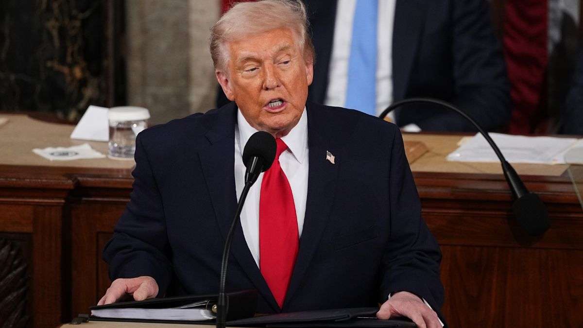 ट्रंप ने ईरान को कहा सड़कछाप बमों का राजा, बोले-तेहरान को कभी नहीं मिलेगा परमाणु हथियार