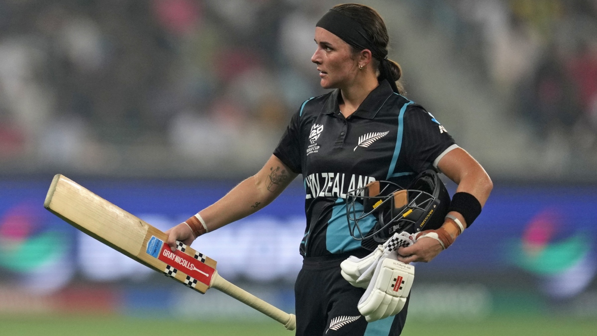 न्यूजीलैंड की कप्तान ने वर्ल्ड रिकॉर्ड को किया ध्वस्त, लगातार तीसरी फिफ्टी लगाते रचा इतिहास