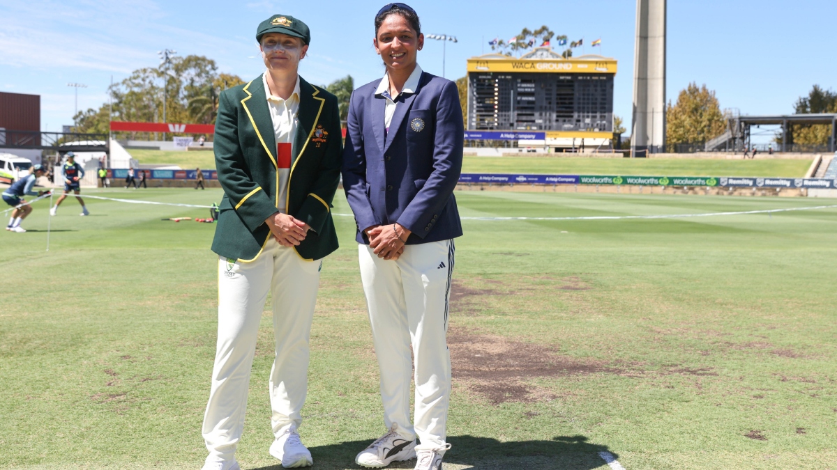 IND-W vs AUS-W LIVE Score, Day 3: मुश्किल में टीम इंडिया, प्रतिका रावल और स्नेह राणा पर दारोमदार