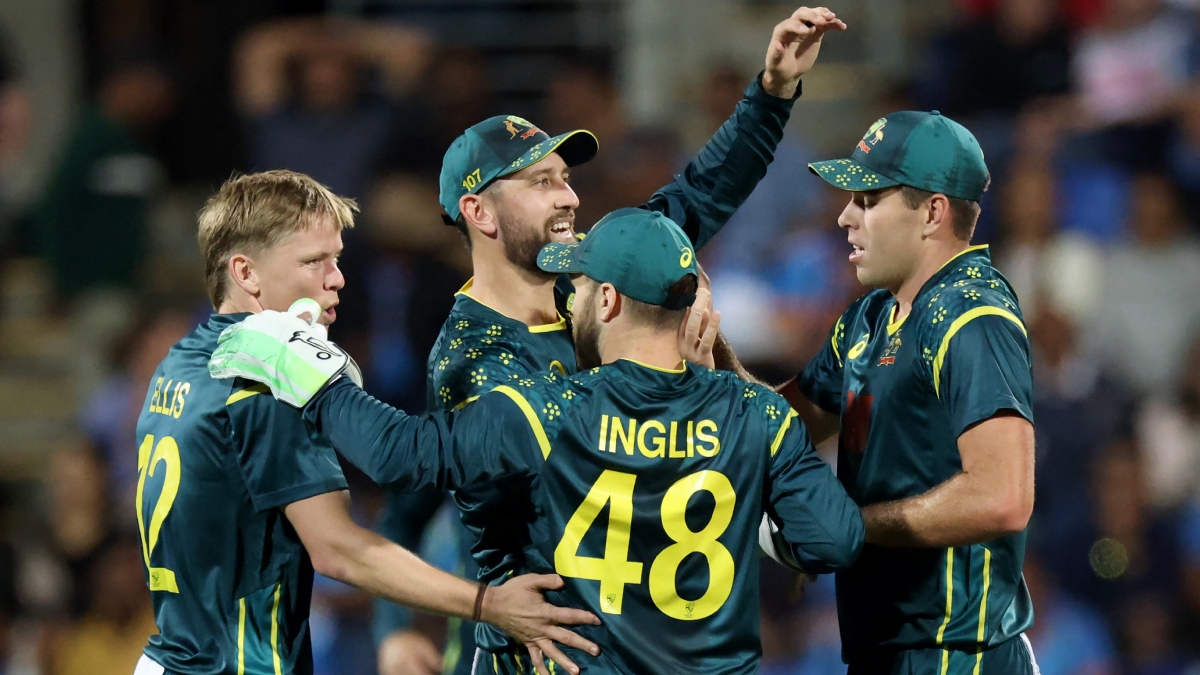 CSK के लिए आई बुरी खबर, 31 साल का तेज गेंदबाज चोट के कारण पूरे सीजन से बाहर