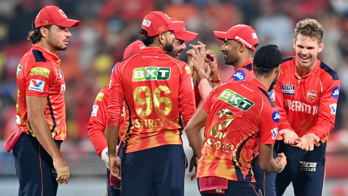 IPL 2026 से पहले पंजाब किंग्स को झटका, स्टार गेंदबाज शुरुआती मैचों से बाहर!