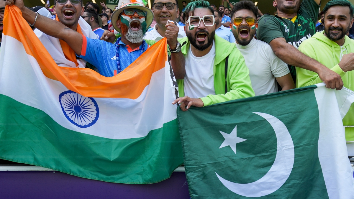 IND vs PAK: भारत ने पाकिस्तान को पहले ही मैच में रौंदा, सेमीफाइनल का कटाया टिकट, पाक टीम का बंधा बोरिया बिस्तर