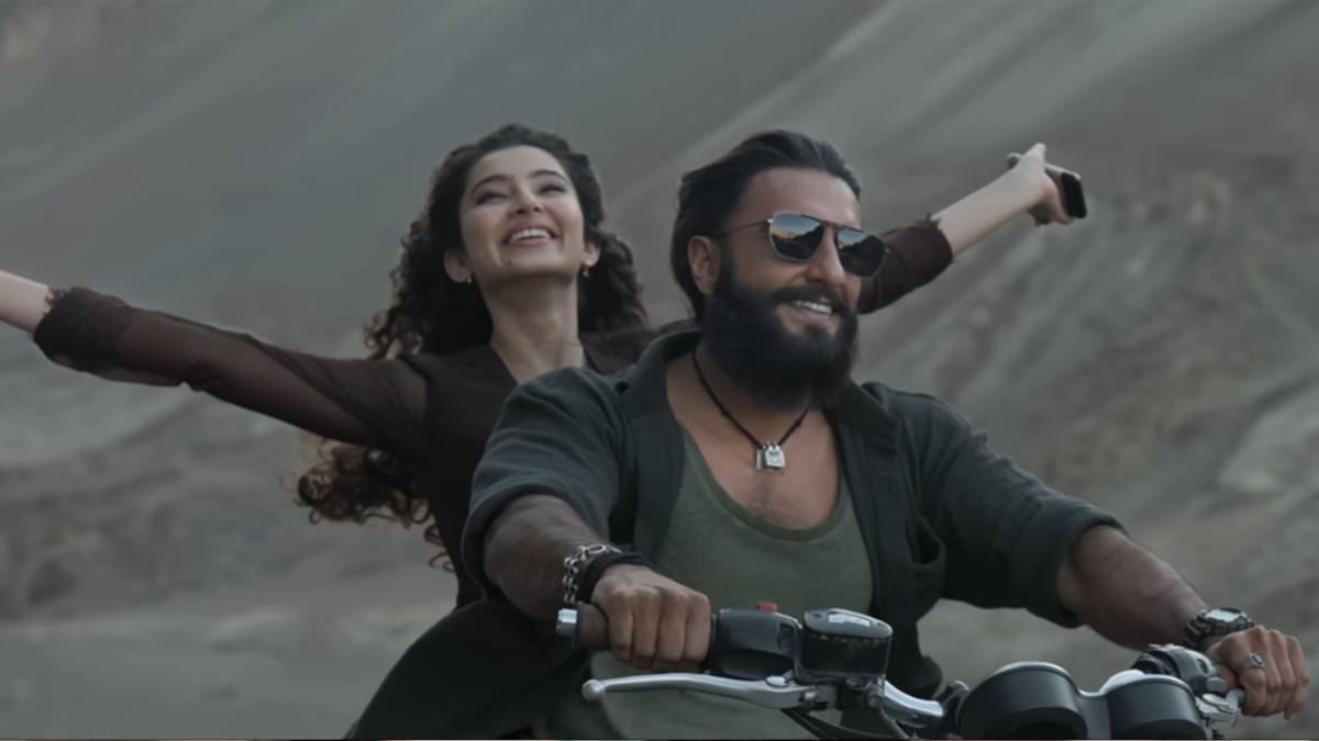 Dhurandhar Re-release: अक्षय खन्ना का फिर चलेगा जादू, सीक्वल से पहले थिएटर में दोबारा लौट रही रणवीर सिंह की 'धुरंधर'