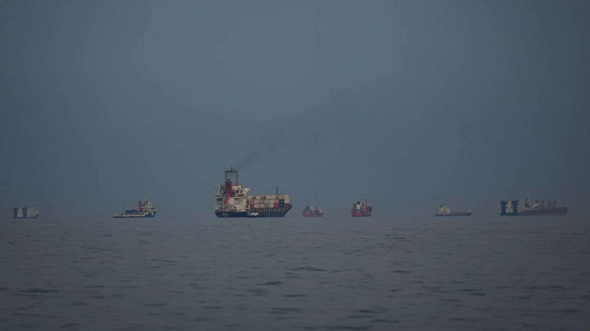 Iran US War: ईरान ने जारी की भारत समेत 5 मित्र देशों की सूची, कहा-स्ट्रेट ऑफ होर्मुज से सिर्फ इनकी जहाजें गुजरने को अनुमति