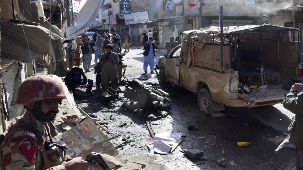 पाकिस्तान के खैबर पख्तूनख्वा में हो गया कांड, घर पर गिरा अज्ञात दिशा से दागा गया मोर्टार; 5 की मौत