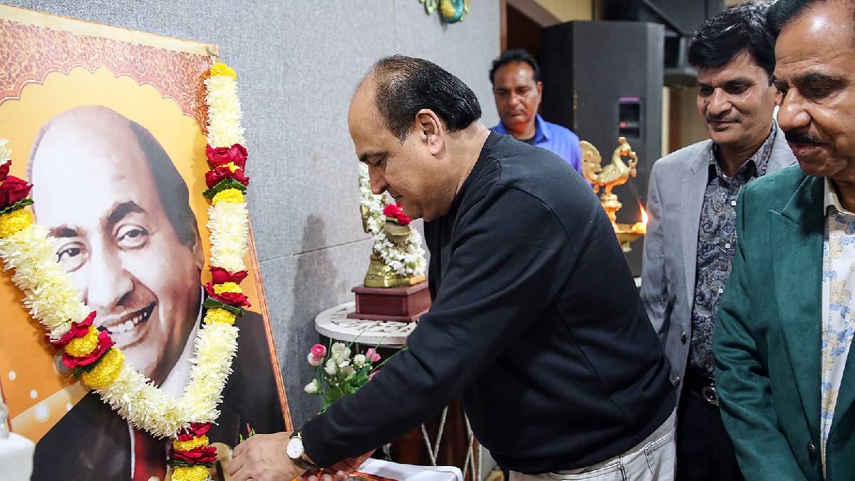 मौत से ठीक पहले ही मोहम्मद रफी ने रिकॉर्ड किया था गाना, बेटे ने बताई अंतिम समय की भावुक कहानी