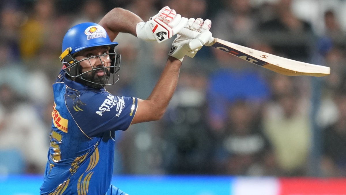 रोहित शर्मा ने ध्वस्त कर दिया अपना ही रिकॉर्ड, ताबड़तोड़ बैटिंग कर बनाया कीर्तिमान