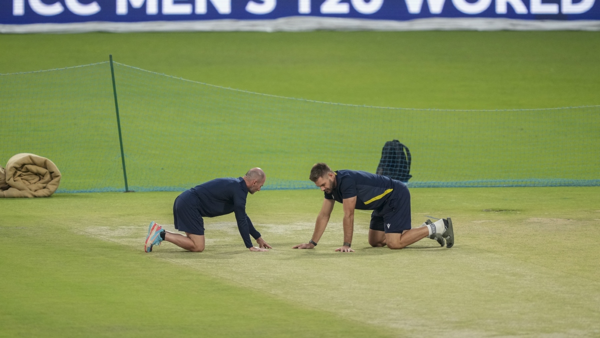 SA vs NZ: कोलकाता के ईडन गार्डन्स की पिच का कैसा रहेगा मिजाज, टॉस की भूमिका रहेगी काफी अहम