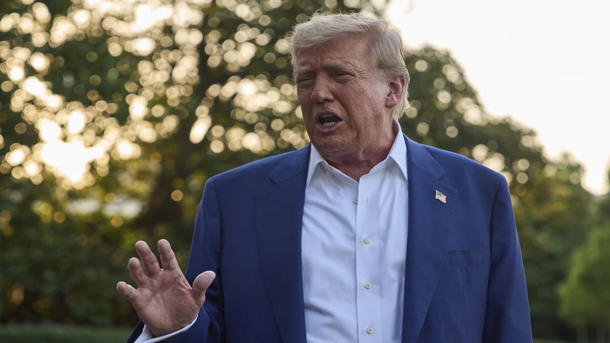 जंग से पीछे हटे ट्रंप? ईरान के स्पीकर ने दी चेतावनी, बोले- 'कोई नहीं दे सकता अल्टीमेटम'