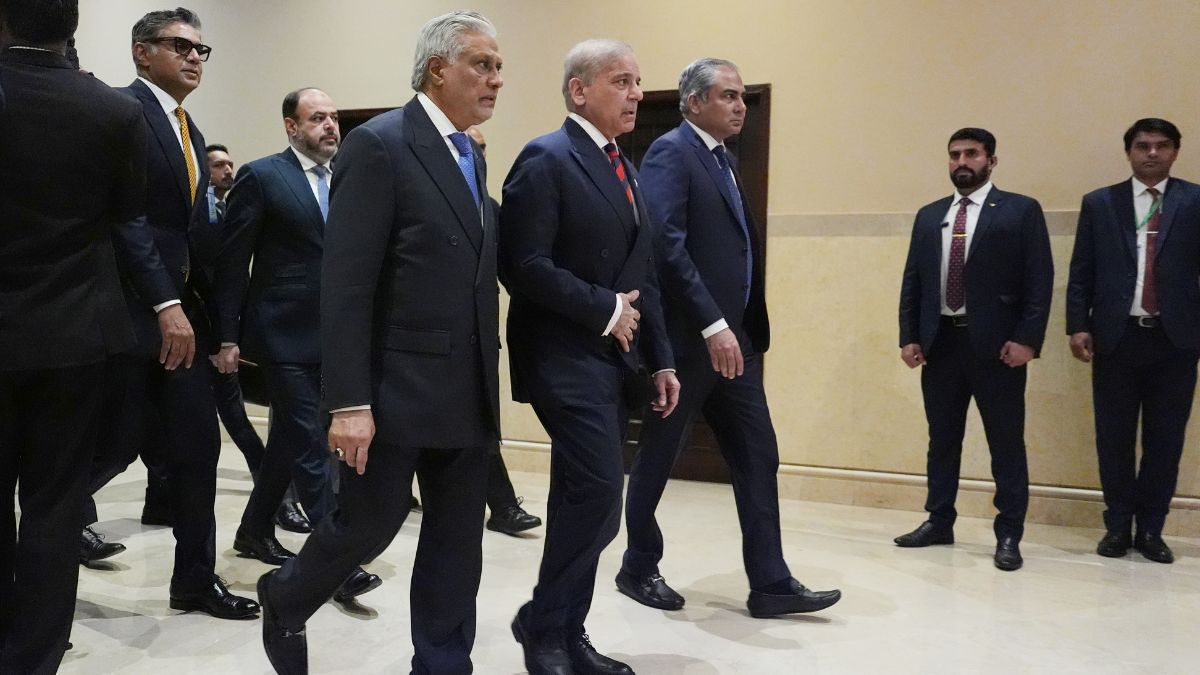 गजब निर्लज्ज निकला पाकिस्तान, Iran-US में पहली बैठक फेल होने के बाद भी इस्लामाबाद को अभी दूसरे दौर के वार्ता की उम्मीद