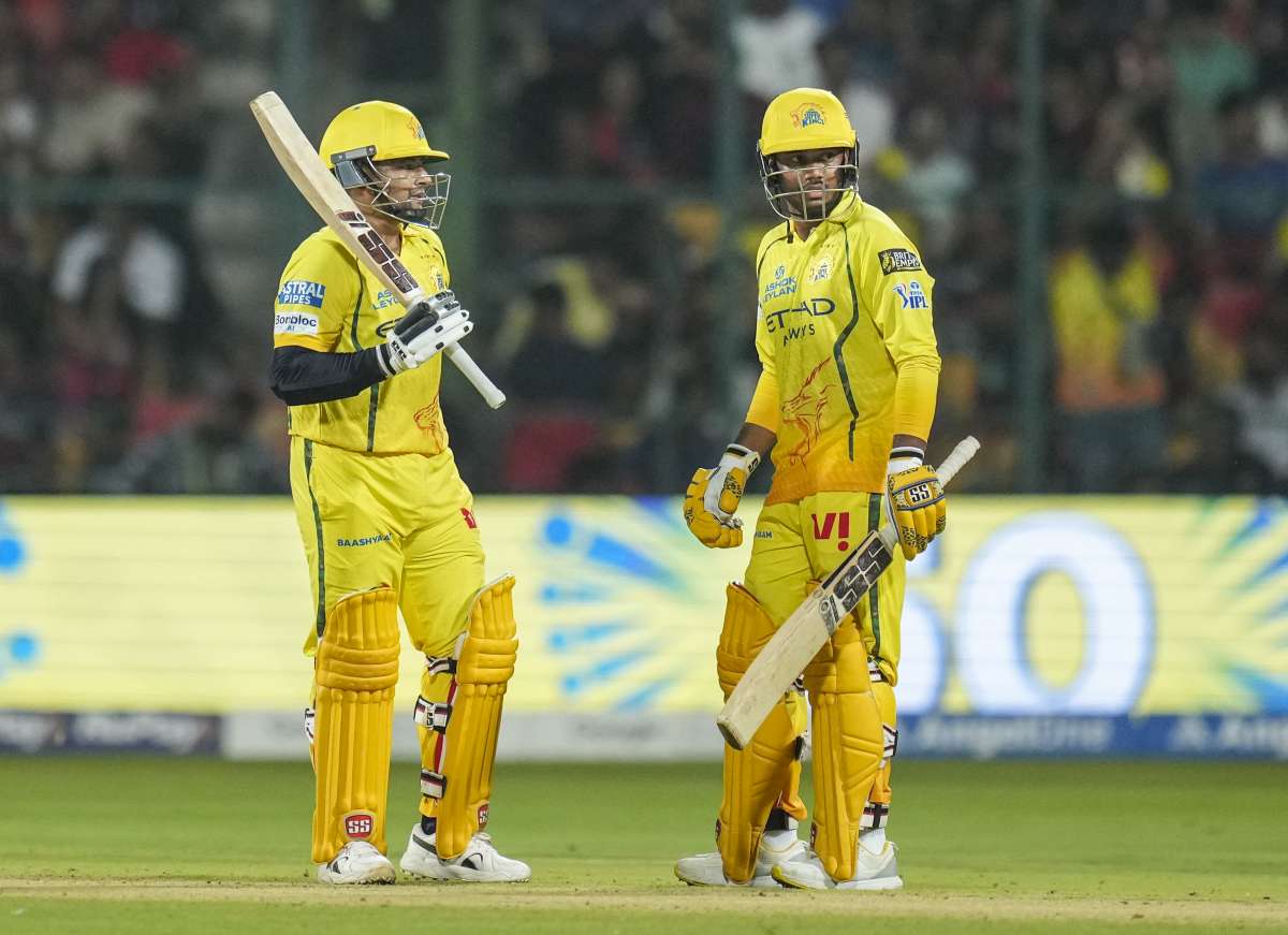 CSK हार चुकी है लगातार तीन मैच, अब कैसे होगी वापसी? इन 3 बदलाव से पलट सकती है चेन्नई की किस्मत