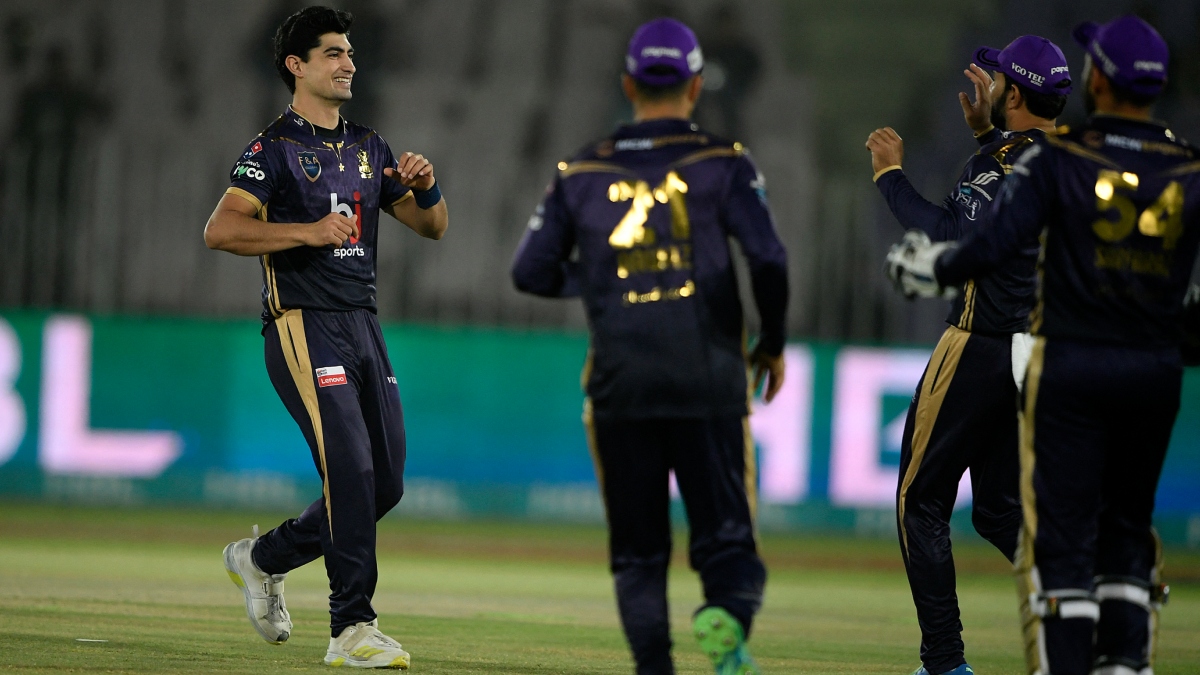 पाकिस्तान से आई बड़ी खबर, स्टार गेंदबाज की फिटनेस पर उठे सवाल, PSL से बाहर होने की आई नौबत!