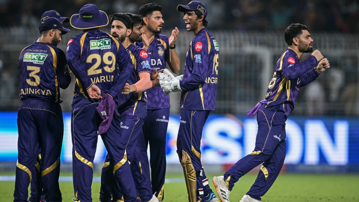 कोलकाता नाइट राइडर्स के खेमे में टेंशन, स्टार स्पिनर के खेलने पर अभी भी सस्पेंस