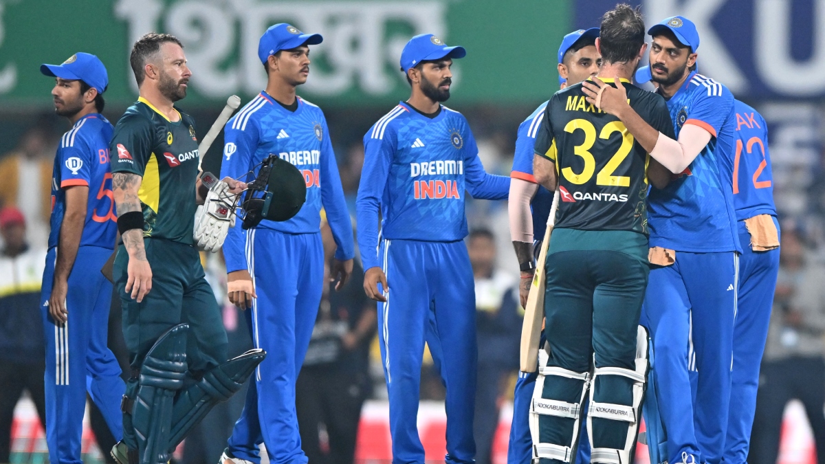 विस्फोटक बल्लेबाज ने क्रिकेट के बाद फुटबॉल में मचाया तहलका, कमबैक मैच में दागा शानदार गोल, देखें VIDEO