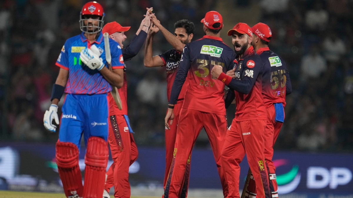 8 रन पर गिरे 6 विकेट, दिल्ली में बल्लेबाजी का ब्लैक डे, DC ने बनाया IPL इतिहास का सबसे शर्मनाक रिकॉर्ड