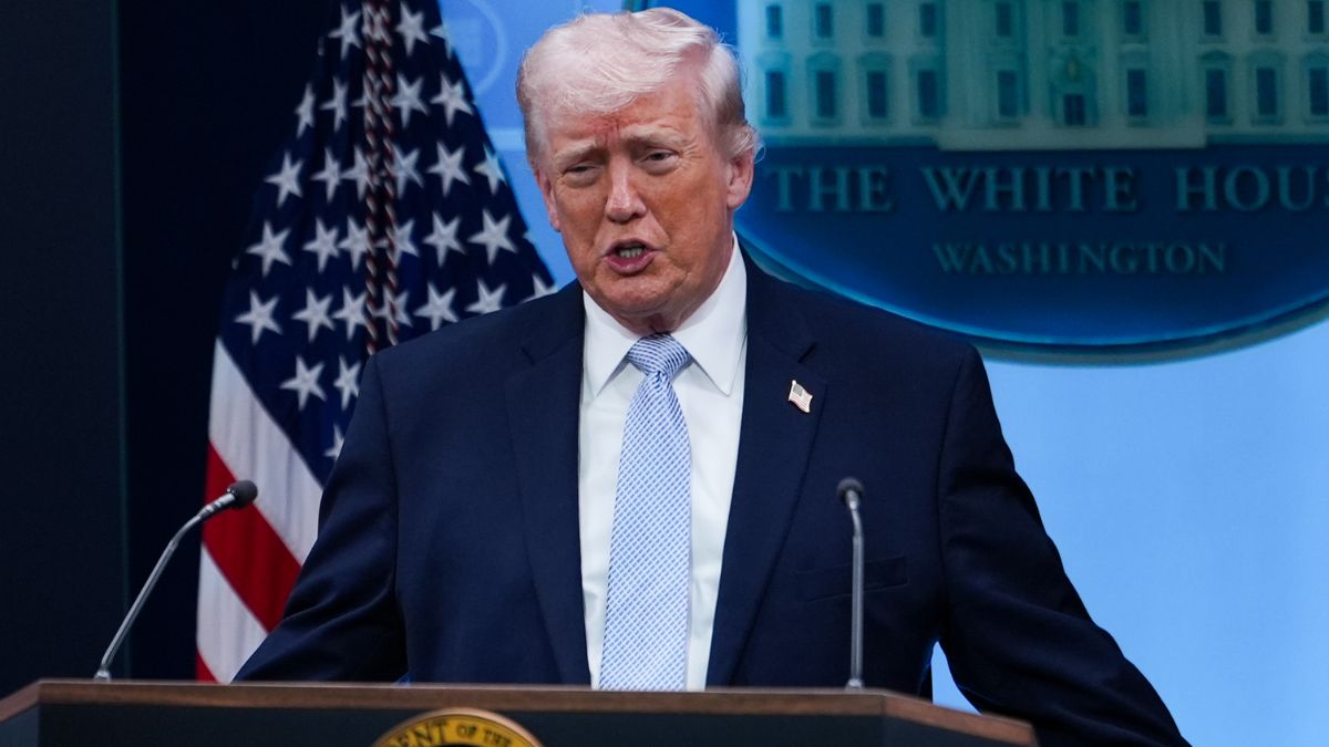 ईरान से सीजफायर के बाद बिना नाम लिए किस देश पर भड़के ट्रंप? दी 50% टैरिफ लगाने की धमकी