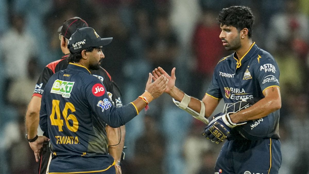 50 मैचों में 423 रन, GT के लिए सबसे बड़ा टेंशन बना ये खिलाड़ी, चार सीजन में ले चुका है 26 करोड़