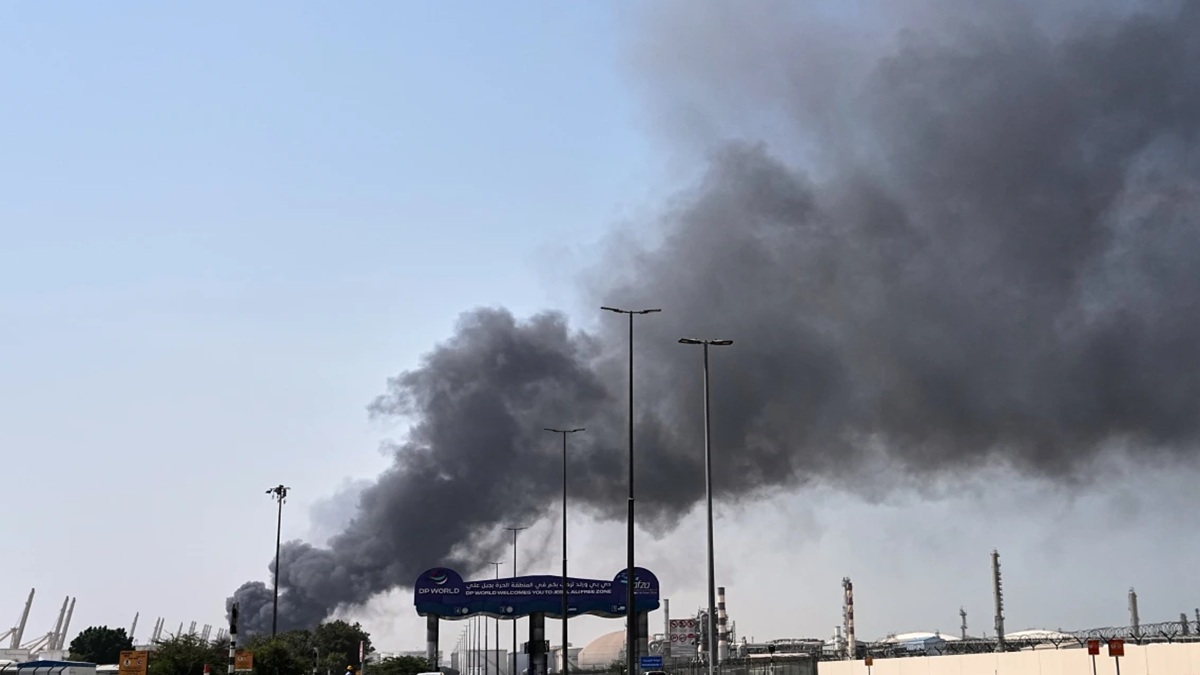 खाड़ी देशों में पानी के लिए मच जाएगा हाहाकार! ईरान के हमले में कुवैत के डीसैलिनेशन प्लांट को पहुंचा नुकसान