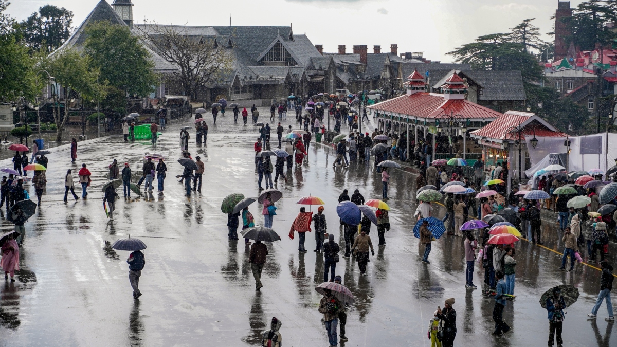 पहाड़ी राज्यों में बारिश-ओलावृष्टि का अलर्ट, मध्य भारत में जमकर सताएगी गर्मी, महाराष्ट्र-गुजरात में राहत 2 पहाड़ी राज्यों में बारिश-ओलावृष्टि का अलर्ट, मध्य भारत में जमकर सताएगी गर्मी, महाराष्ट्र-गुजरात में राहत
