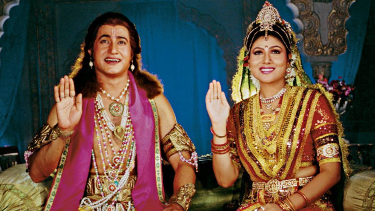 कहां गुम हैं TV के श्रीकृष्ण, मनमोहक मुस्कान वाले एक्टर का बदला हुलिया, 60 की उम्र में बनाई एब्स, फिटनेस के हो जाएंगे कायल